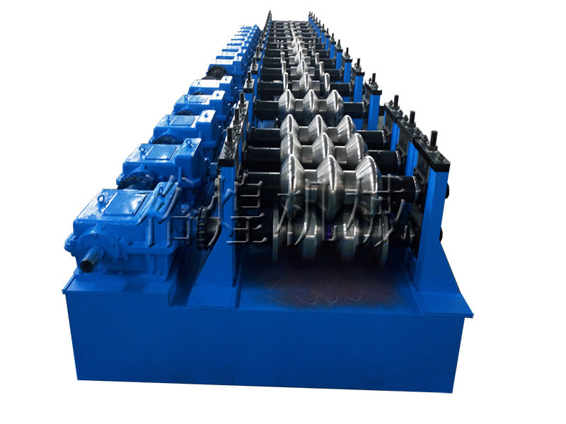 護(hù)欄板設(shè)備 護(hù)欄板設(shè)備